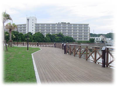 ソーラー発電LED照明 横須賀市港湾 EPFL-12